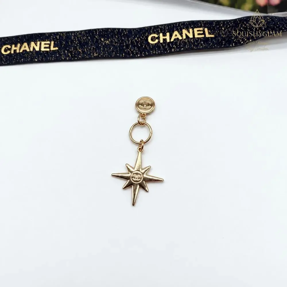 Chanel Beauty GWP Mini Star Charm Gold Tone Promotional Gift